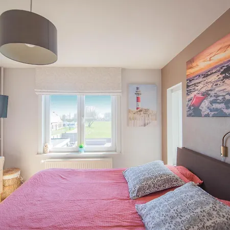 De Kleine 4*