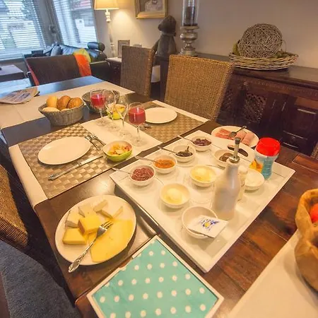De Kleine 4*